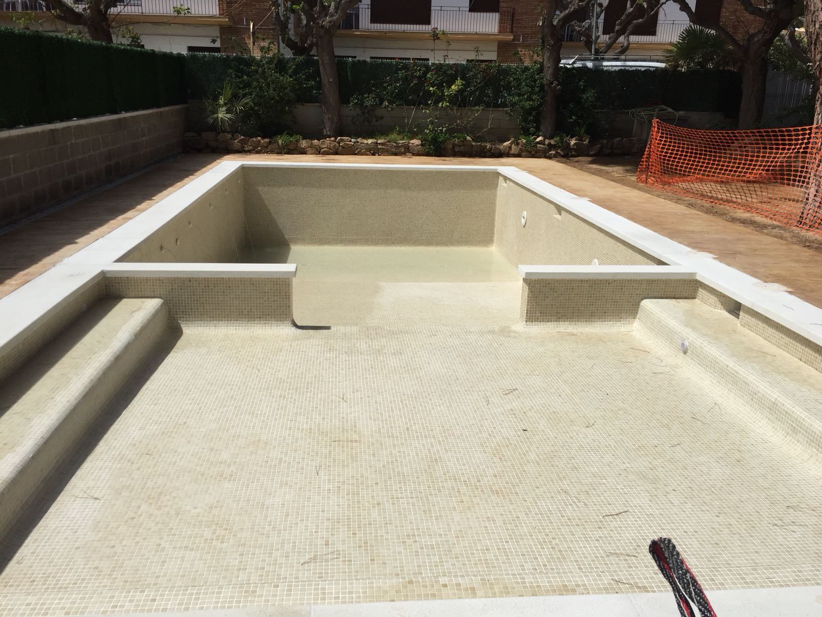 Pool with steps before finishing